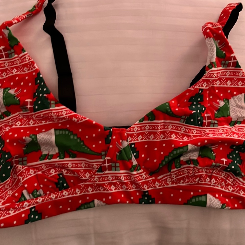 Brand new never opened FeelFree Longline Bralette. Received multiple.